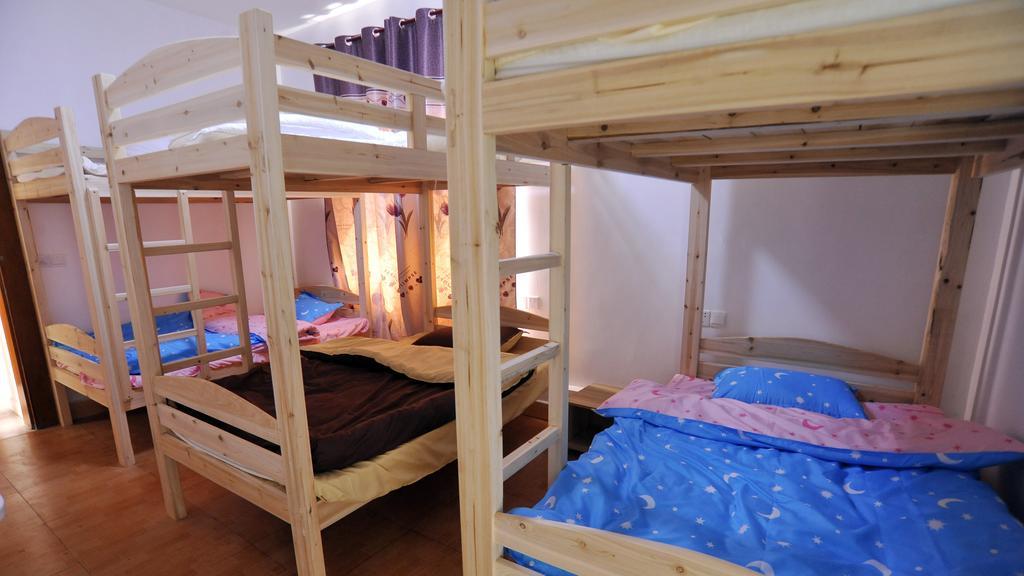 Lan Shan Chu Youth Hostel Yangshuo Quarto foto